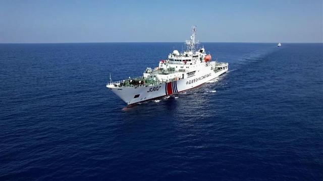 离开火只差一步！中方不再忍让，由训转战，新型无人机亮剑黄岩岛