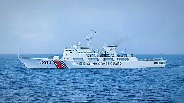 离开火只差一步！中方不再忍让，由训转战，新型无人机亮剑黄岩岛